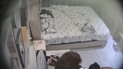气质美女被男友狂操三场身体敏感捂嘴抓床单 截图10