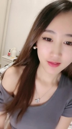 重磅推荐【程琳儿】绿播女神超高颜值，性感内衣，抖奶漏逼超顶清纯反差，男人最爱的类型 截图12