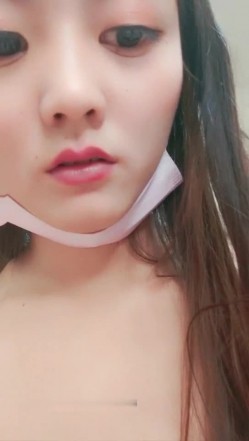 小强哥最近收的师范小妖精喜欢连续口爆吞精这么搞小强哥迟早变人干 截图13