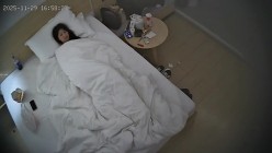 酒店偷拍 连续两天入住情侣气质甜美又身材不错的美女喜欢上位榨取男友精液 截图1