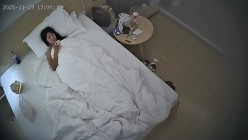 酒店偷拍 连续两天入住情侣气质甜美又身材不错的美女喜欢上位榨取男友精液 截图2