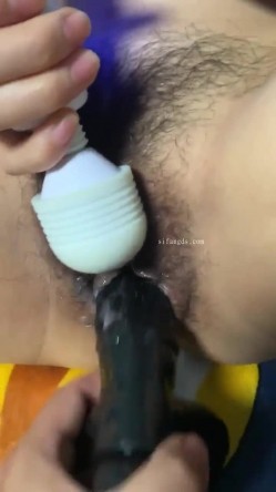淫妻3P群P自慰露出尿脸,【双面夫妻_0575妓啪啪】,反差都市丽人，约单男交换 截图4