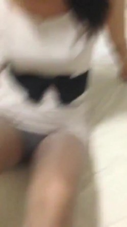 韵味灰丝少妇偷情 喜欢老公操你吗 喜欢你操我骚逼 操我阴道 开了房门 丝袜脱一般就开操 截图2