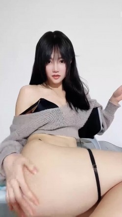 ️黑长直清秀学姐【少女学潮喷】跳蛋狂震 道具抽插潮喷 截图8