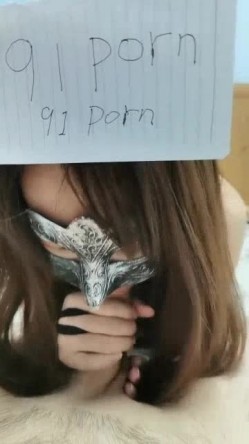 “啊~顶死了~插死我了”对话刺激，很能淫叫的极品人妻少妇【骚逼爱丽丝】性爱自拍，吞精无毛美臀无套各种输出白浆泛滥，撸管必备 截图2