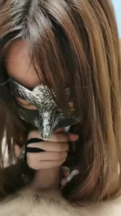 “啊~顶死了~插死我了”对话刺激，很能淫叫的极品人妻少妇【骚逼爱丽丝】性爱自拍，吞精无毛美臀无套各种输出白浆泛滥，撸管必备 截图13