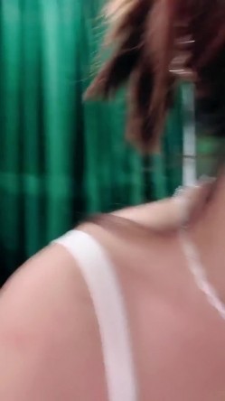 【戴眼镜的老师】淫荡三女 狂约技师 争着吃鸡吧 无套啪啪 骑乘吃奶 内射 口爆 截图4