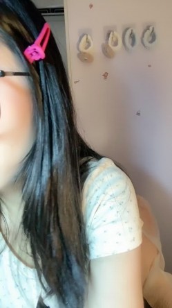 疯狂推荐！清纯女校花！好美~【元气咕噜】揉穴自慰！包射~ 截图9