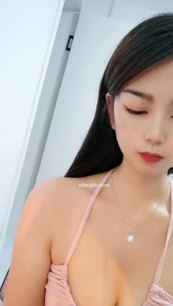 女神下海 ️【女帝诺儿】直播大尺度各种露，看一眼就爱上了~声音唯美令人心情愉悦 ️极限诱惑，看得鸡儿硬邦邦！ 截图11