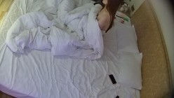 情趣酒店  刚睡醒的男人本能想要打炮 完事儿后可能美女又想打一炮 所以退房前两炮 好一对精童欲女 截图9