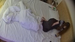 情趣酒店  刚睡醒的男人本能想要打炮 完事儿后可能美女又想打一炮 所以退房前两炮 好一对精童欲女 截图11