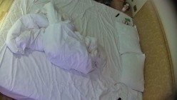 情趣酒店  刚睡醒的男人本能想要打炮 完事儿后可能美女又想打一炮 所以退房前两炮 好一对精童欲女 截图15