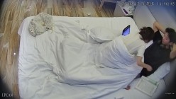 酒店偷拍 大学生情侣极品校花女友爱学习搞一炮看下书又搞一炮 截图7