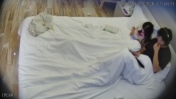 酒店偷拍 大学生情侣极品校花女友爱学习搞一炮看下书又搞一炮 截图9