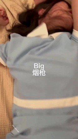 推特优质超强调教大佬玩女高手重庆烟枪 万磁王 凝望等新品失控潮喷边肏边喷一字马虐阴都是极品模特完整时长 截图2