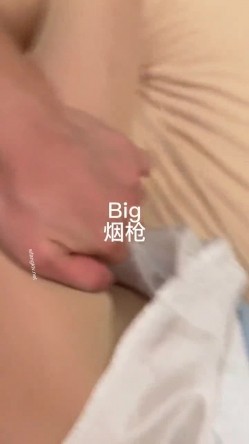 推特优质超强调教大佬玩女高手重庆烟枪 万磁王 凝望等新品失控潮喷边肏边喷一字马虐阴都是极品模特完整时长 截图15