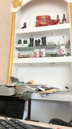 【情趣模特拍摄现场】，专业色影师~外约模特开房拍片， 聊如何约模特外拍 只有一场现场拍摄 密码房 截图10