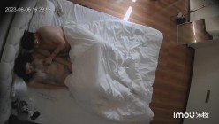 新春特辑：S级尤物与同事开房浴后互舔激烈啪啪诱惑呻吟 纹身眼镜妹穿透视情趣勾引学长女上位疯摇内射等 截图14