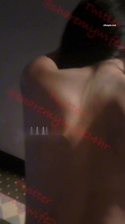 极品淫妻【sharemywife】太骚了 露出多P等，第一次玩老婆的单男总是激动又兴奋 截图6