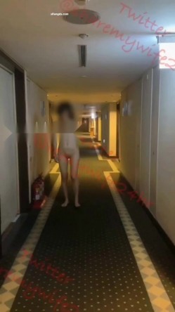 极品淫妻【sharemywife】太骚了 露出多P等，第一次玩老婆的单男总是激动又兴奋 截图15