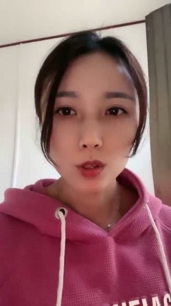 极品30岁小少妇~良家兼职，【终于尼】，全裸抠逼自慰 超爽，家中，真实刺激，骚气侧漏撩人尤物 截图1