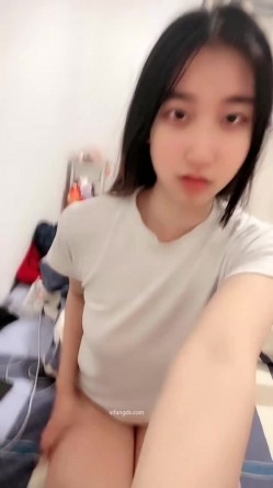 【陈小鱼】清纯女校花是个极品炮架蜜穴多汁揉奶玩逼跳蛋自慰 过瘾 截图5