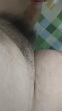 每天的快乐就是吃鸡，跨下巨乳女友的陪伴性福每一天，自慰啪啪58V 合集！ 截图10