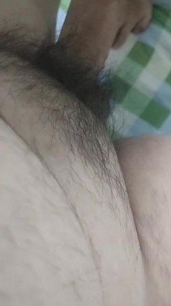 每天的快乐就是吃鸡，跨下巨乳女友的陪伴性福每一天，自慰啪啪58V 合集！ 截图13