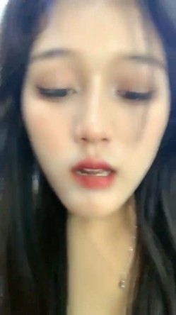 气质美女姐妹花，双女激情诱惑，道具互插小穴，双指扣穴，表情一脸享受，娇喘呻吟不断，极度风骚 截图14