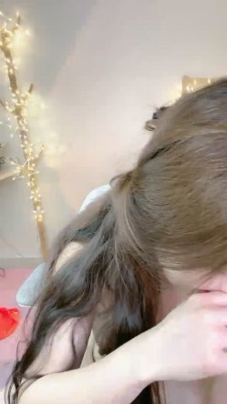 烈焰女神--E罩杯-舞魅娘 ️ 超气质丰满女神、一眼就爱上她，大活儿奉上，淫语刺激，佳作收藏 不容错过2！ 截图11