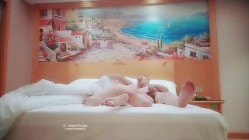 大叔与阿姨幽会，被强力抠逼，这一手好力气，高潮高潮不断！ 截图12