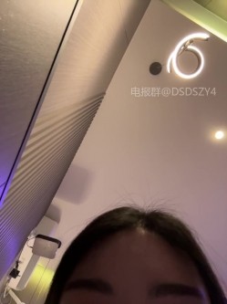 ️新晋主播【linjianvhai】极品网红脸御姐、长腿黑丝高跟职业装 截图5