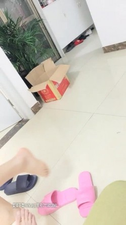 良家夫妻【嫂子乖乖】，肤白貌美御姐范小少妇，舌吻口交颜射都溅到眼睛上了好刺激 截图15