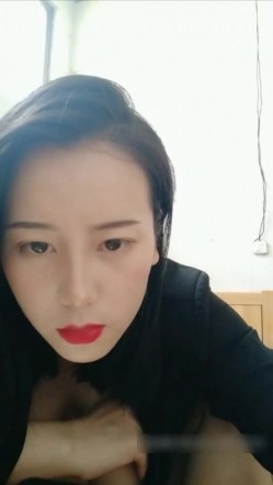 巨乳极品少妇第一次黄播 一对世间罕有吊钟乳粉粉的乳头 身材没得说绝对 截图5