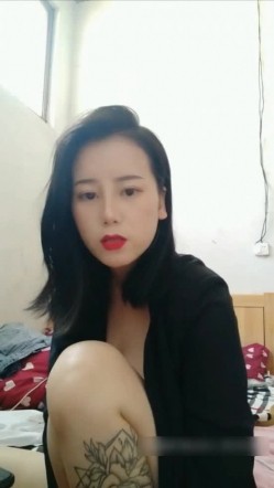 巨乳极品少妇第一次黄播 一对世间罕有吊钟乳粉粉的乳头 身材没得说绝对 截图9