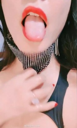 半塘主播-国产冲田梨杏，热情挑逗，肥美骚穴，各种自慰，淫逼直流水爽不停 截图7