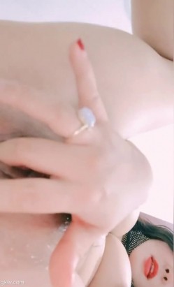 半塘主播-国产冲田梨杏，热情挑逗，肥美骚穴，各种自慰，淫逼直流水爽不停 截图11