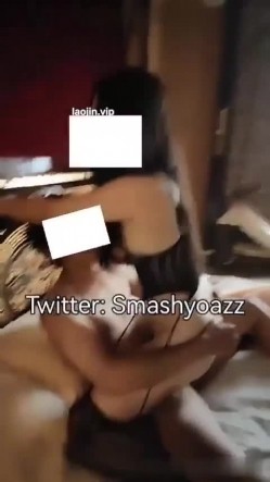 顶级淫妻【Smashyoaz】第一次搞3P活动，半露脸小少妇，体验第一次持续高潮 截图4