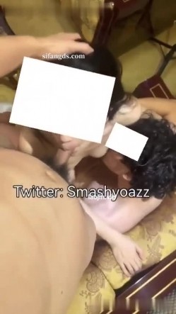 顶级淫妻【Smashyoaz】第一次搞3P活动，半露脸小少妇，体验第一次持续高潮 截图10