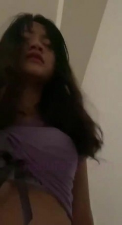 可爱小辣妹，清纯的模样好喜欢，在被窝里吃鸡，女上位摇的好舒服！ 截图12