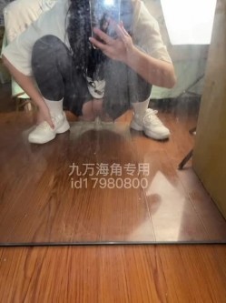顶推重磅福利，大神高价自购海角万人追踪反差婊【胡九万（原小芳姐姐）】最全合集，性奴调教啪啪各种花样，秒懂下 截图3