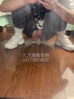 顶推重磅福利，大神高价自购海角万人追踪反差婊【胡九万（原小芳姐姐）】最全合集，性奴调教啪啪各种花样，秒懂下 截图4