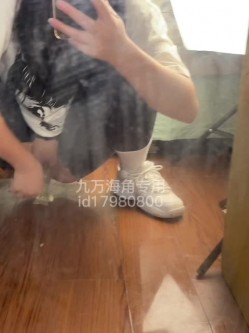 顶推重磅福利，大神高价自购海角万人追踪反差婊【胡九万（原小芳姐姐）】最全合集，性奴调教啪啪各种花样，秒懂下 截图7