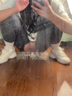 顶推重磅福利，大神高价自购海角万人追踪反差婊【胡九万（原小芳姐姐）】最全合集，性奴调教啪啪各种花样，秒懂下 截图8
