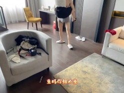 《极品反差 淫妻》价值千元顶级山东绿帽癖NTR淫乱夫妇【小气质】私拍诚邀各界实力单男3P露出相当火爆完整合集 截图7