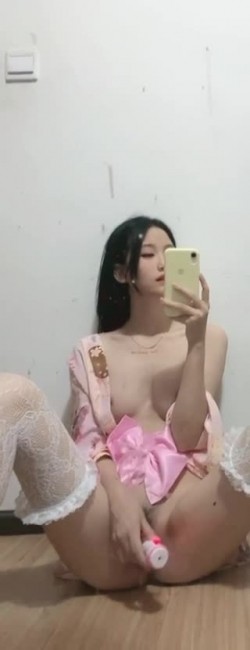 【反差婊子】双节大礼包30位精选反差婊视图淫荡大合集 截图1