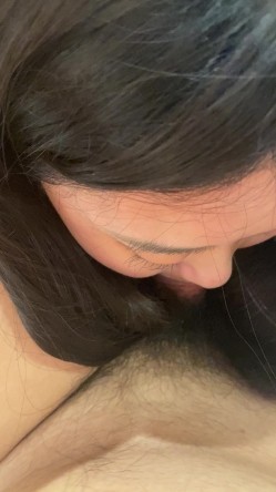 北京石景山第四位女主，被逼着喝尿，女主都哭了，口交达人上线，口活已经炉火纯青，大肉棒用力插进肥美的大屁股 截图15