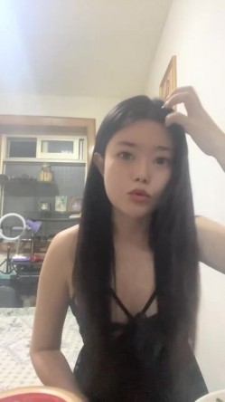 酒店女神，醉生梦死的每一天，羡煞众人，【03年安琪拉表妹】，夜店狂欢，喝醉都吐了，酒店啪啪 截图1