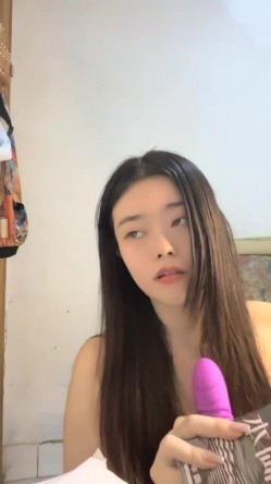 酒店女神，醉生梦死的每一天，羡煞众人，【03年安琪拉表妹】，夜店狂欢，喝醉都吐了，酒店啪啪 截图14