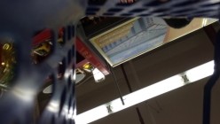 CD大师地铁超市贴身高清特写超多漂亮小姐姐的裙底春色亮点太多不穿内裤毛茸茸的鲍鱼T内情趣内 截图3